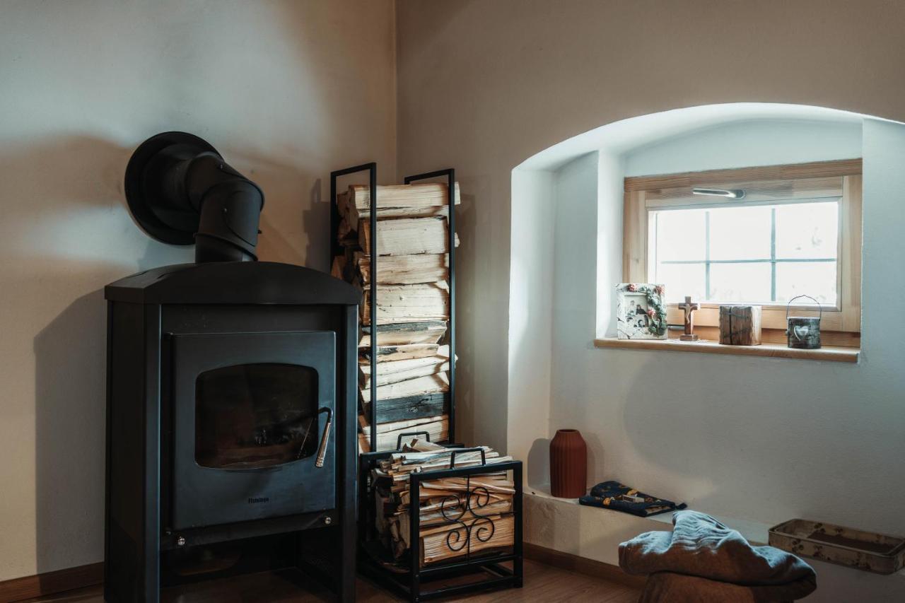 Cakyho Kuria - Mezonetovy Apartman S Krbom A Saunami Smizany Bagian luar foto